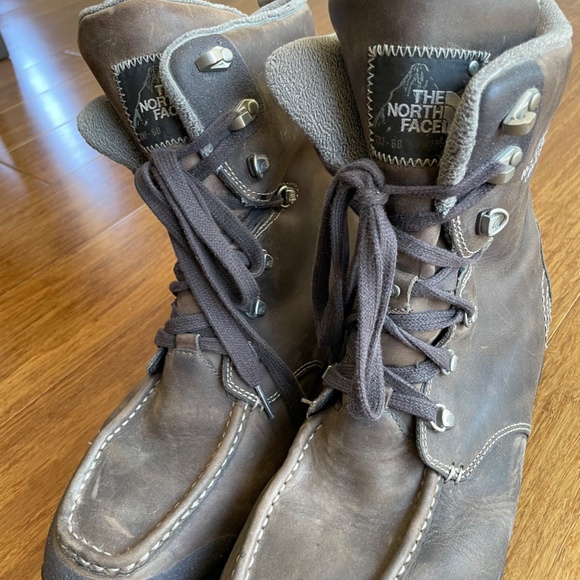 Rare - Men's North Face Insulated Moc Toe Tall Boot, Vintage, size 11 - Picture 2 of 9
